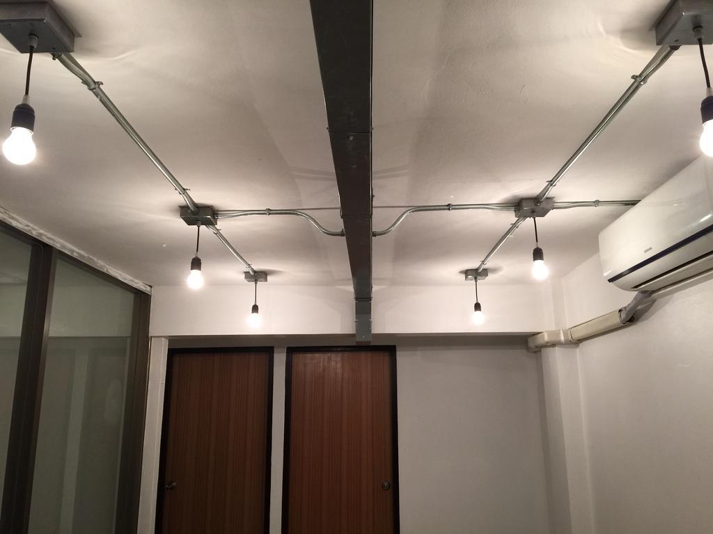 42 Guest House Bangkok Zewnętrze zdjęcie